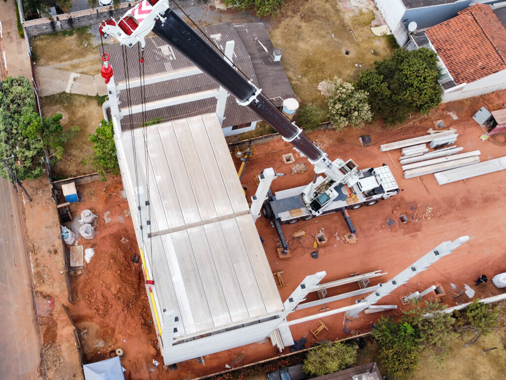 Obra edifício comercial Brasil Corporate​ - Plax Engenharia